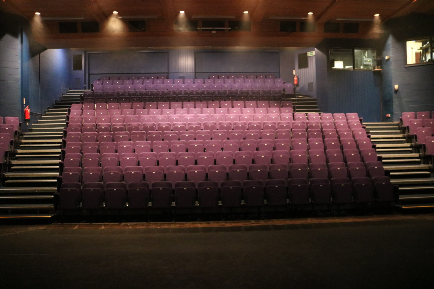 Theatre Seats (Full width Image)