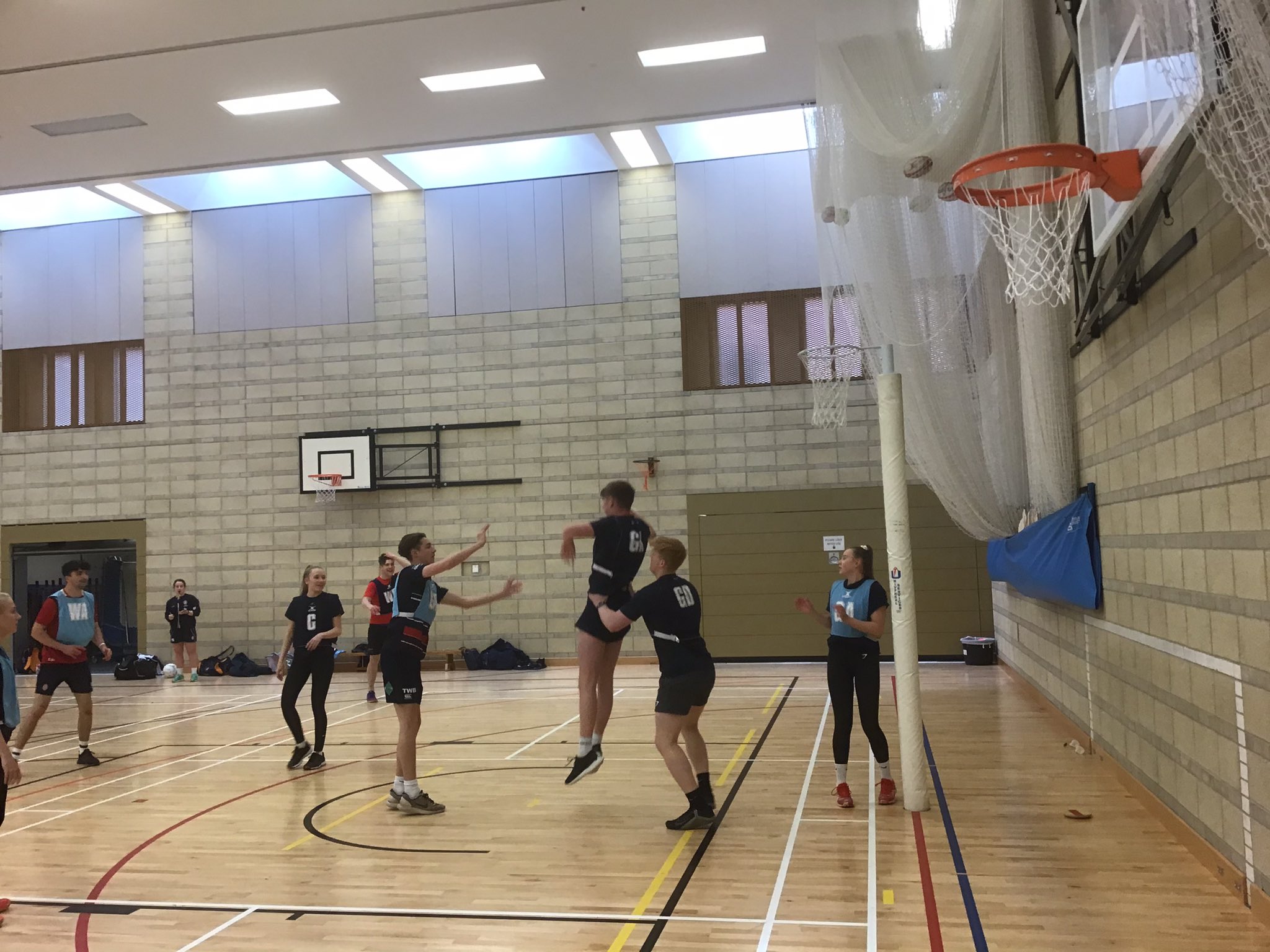 King's Worcester Mixed Netball Kick Starts at King’s