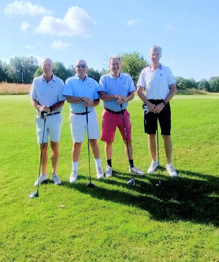 Hostel Golf Team Garry Henry, Nic Sproson, Colin Cole, Nick Fairlie