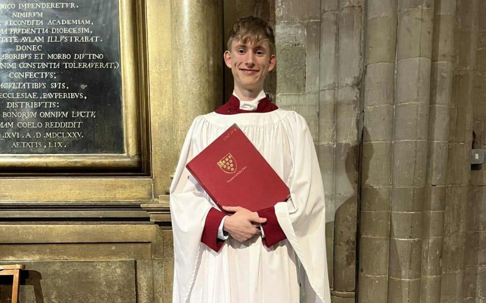 John E receives choral scholarship
