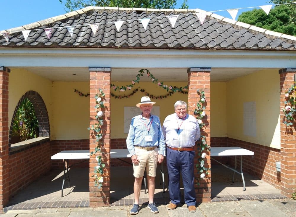 OVs John Pickup and Richard Cunningham